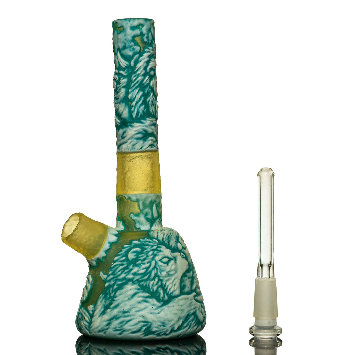 Hand-blown glass dab rig with a buffalo design by Rye
