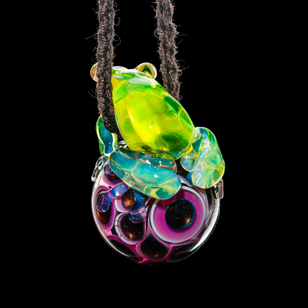 Kengtaro x Eusheen - Pendant