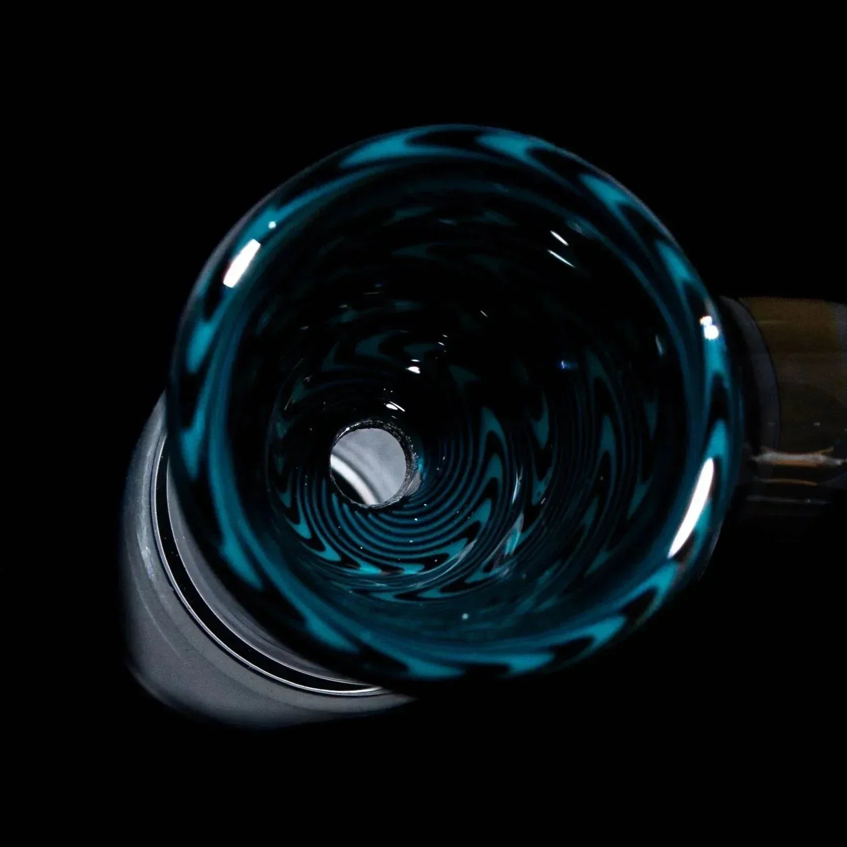 Black and teal wig wag glass bowl slide with an 18mm flare, viewed from above