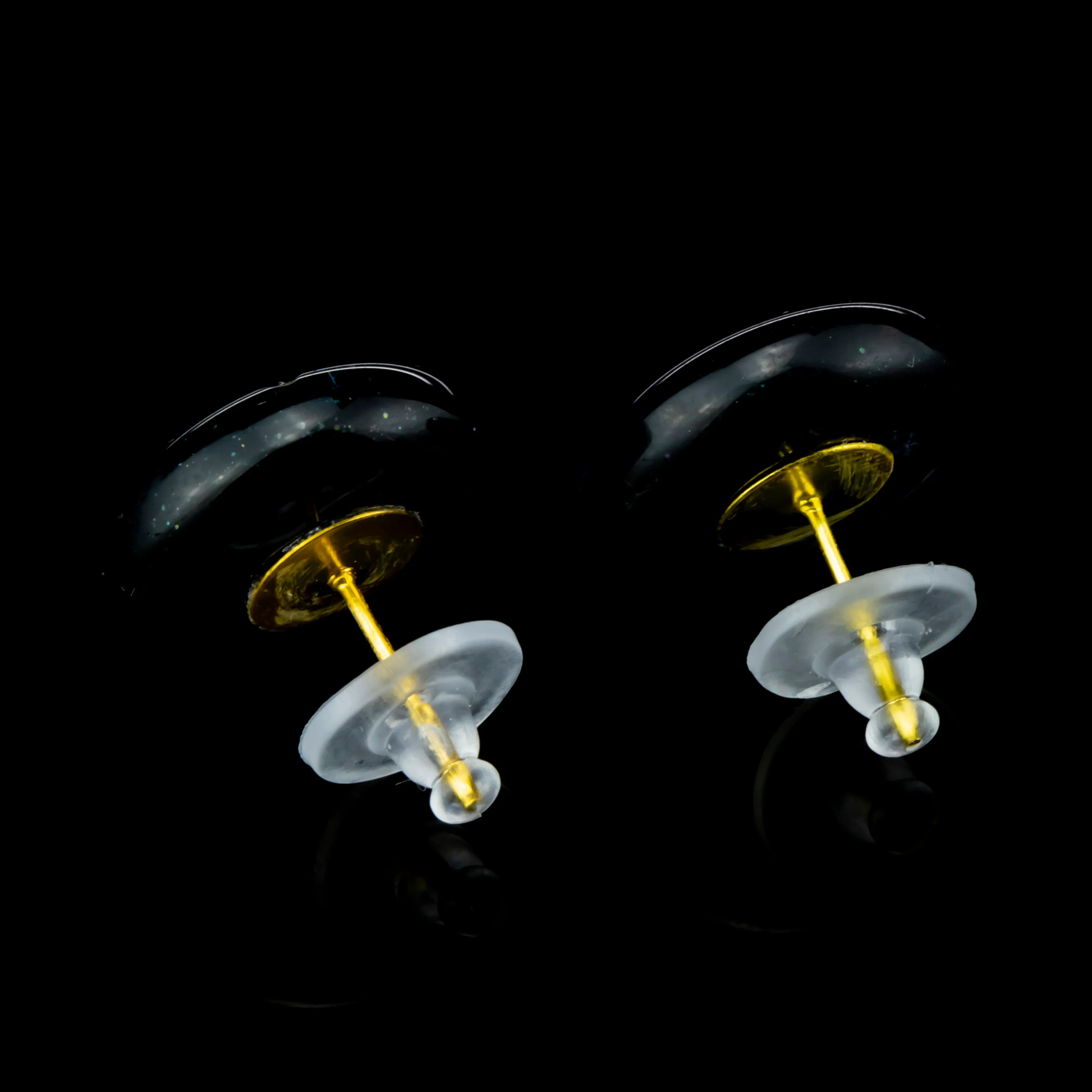 Green T - Gold Water Stud Earrings