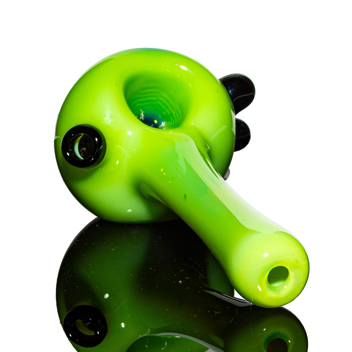 Puzzler Glass - Green & Rainbow Wig Wag Cap Spoon