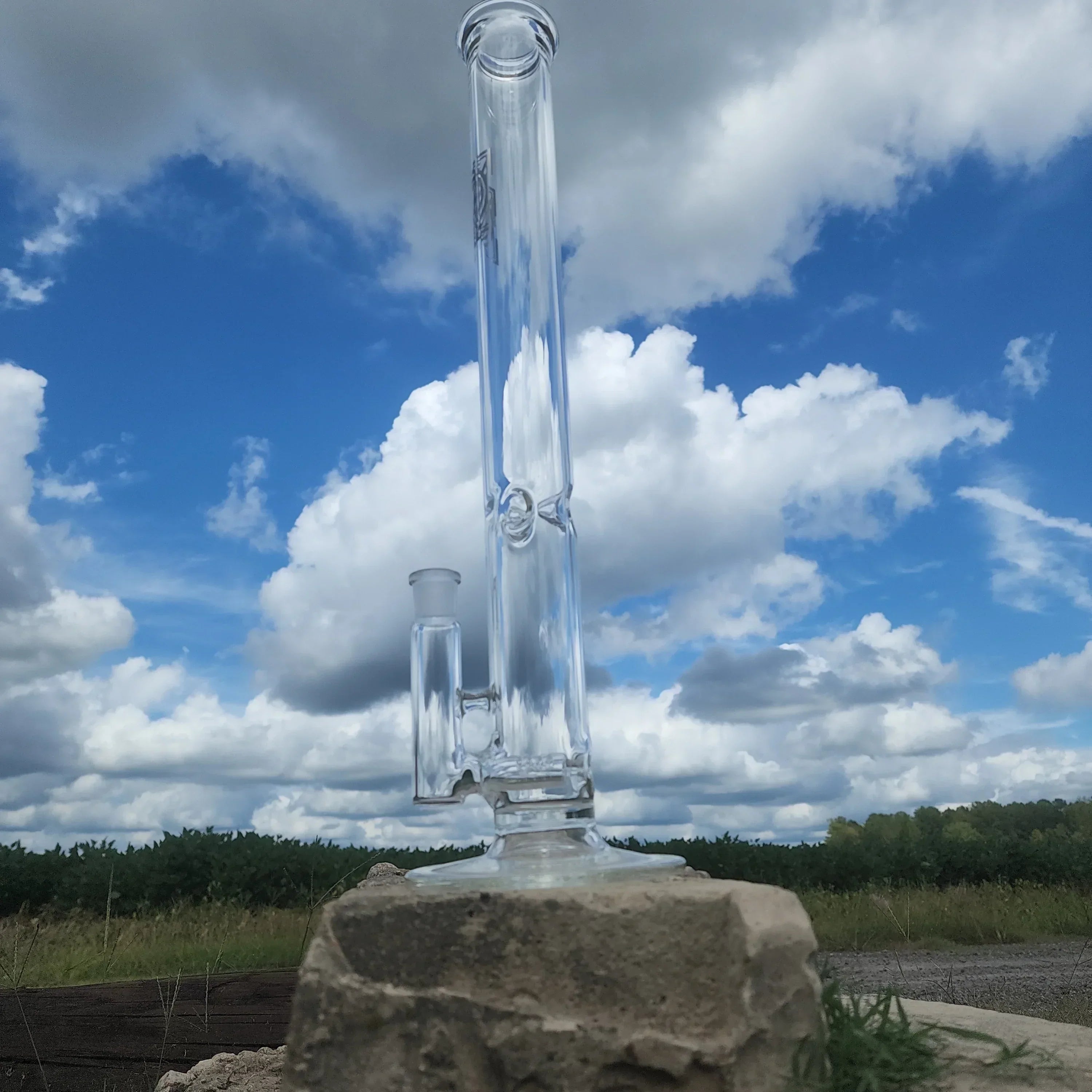 Licit Glass - 50 Gridline