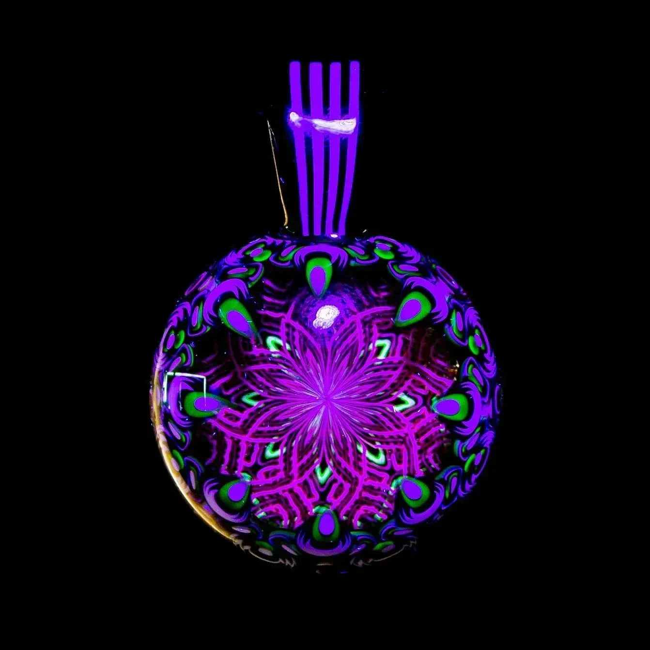 Akio x Yoshinori Kondo - Amicello Dotstack Pendant