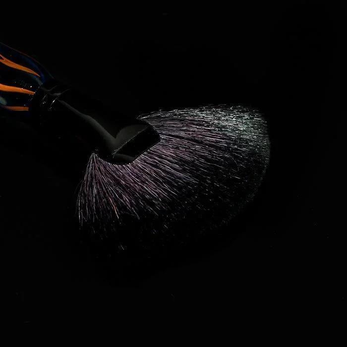 Desiree Holla x Tuerfs Large Fan Make Up Brush
