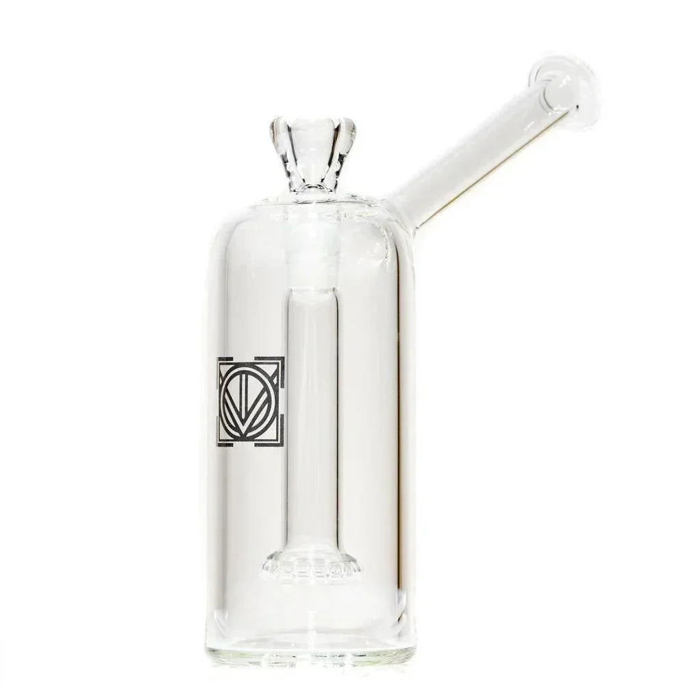 Clear glass showerhead perc rig with straight neck and logo, displayed on white background.