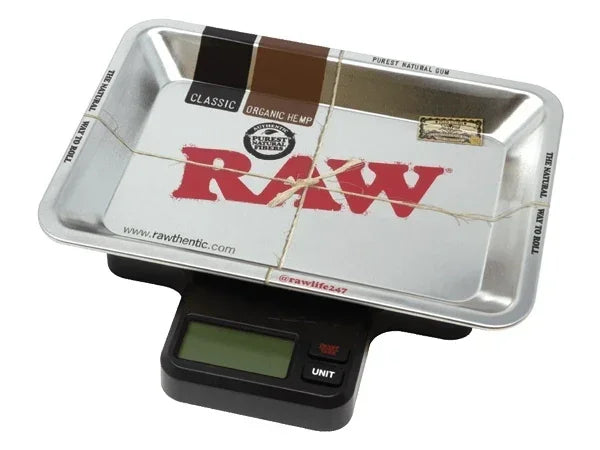 Digital tray scale with RAW branding and LCD screen for precise measuring