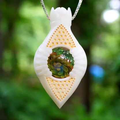 Douxit - Cream Orb Amulet