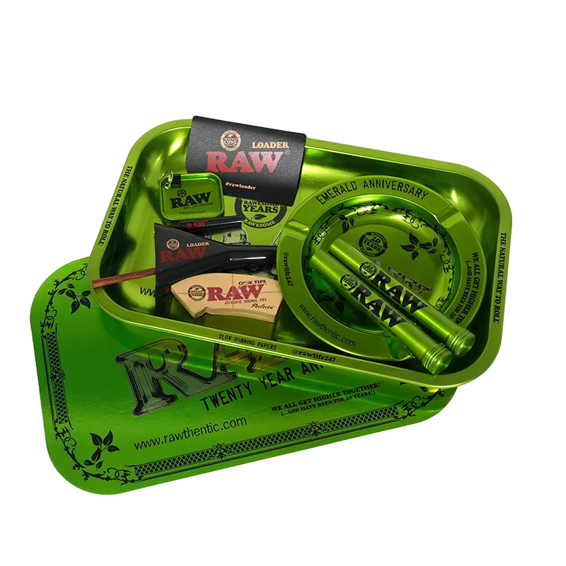 Raw - 20th Anniversary Gift Set