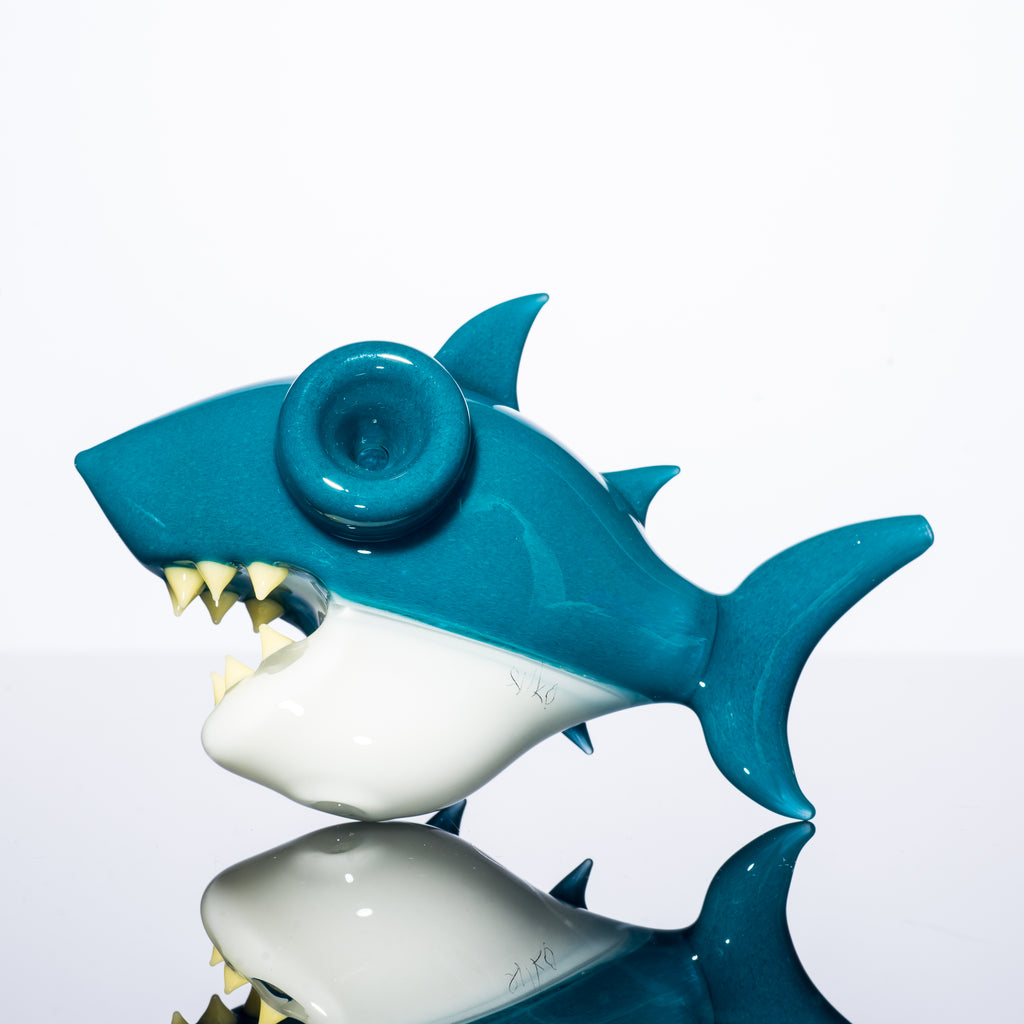 Niko Cray - Pipa seca del gran tiburón blanco