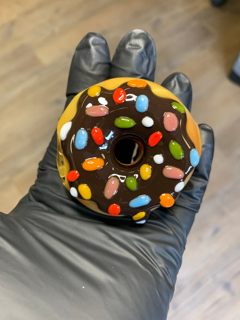 KGB Glass - Mini pipa de donut con chispas de chocolate esmerilado