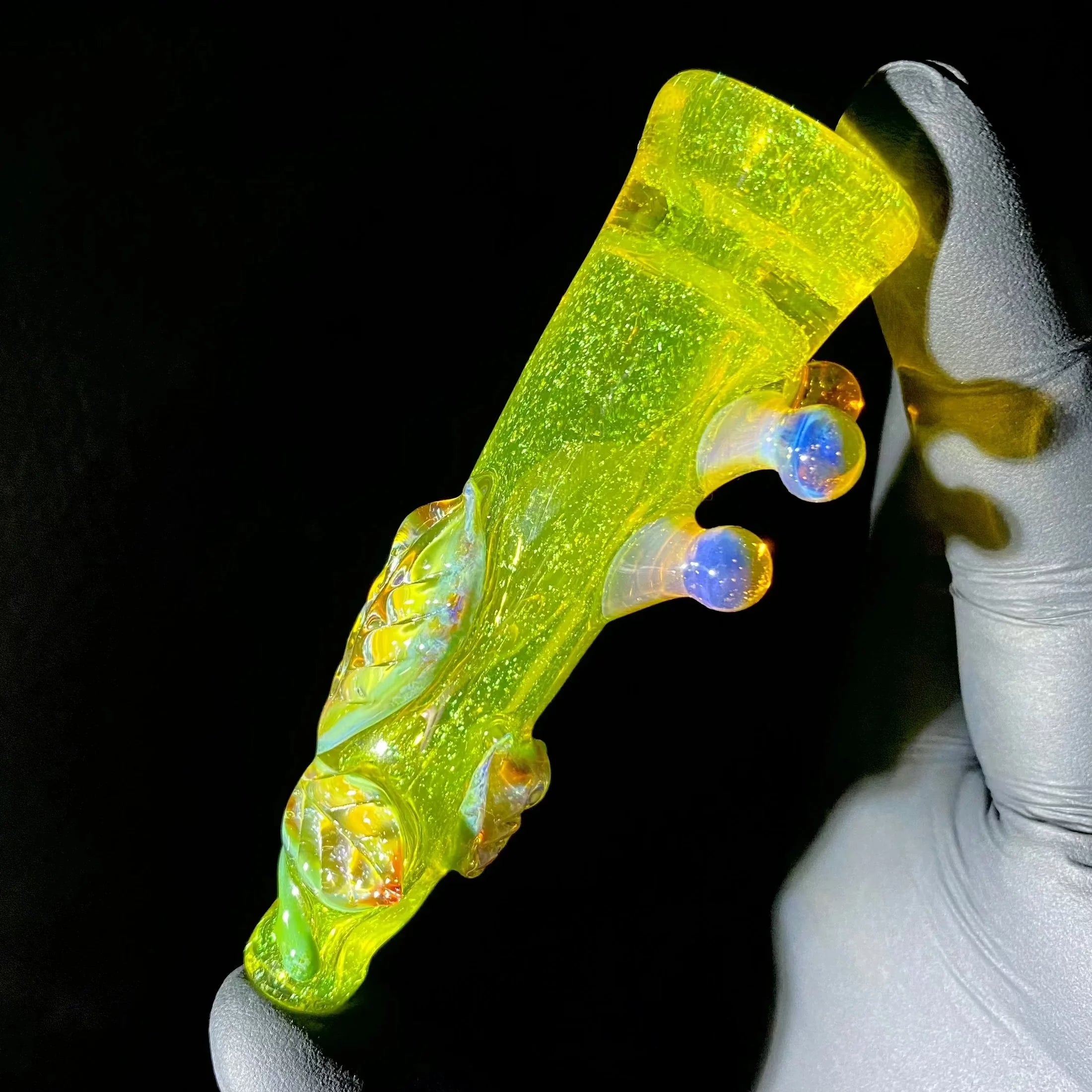 Mr. Gray - Green Dichro Leaf Chillum