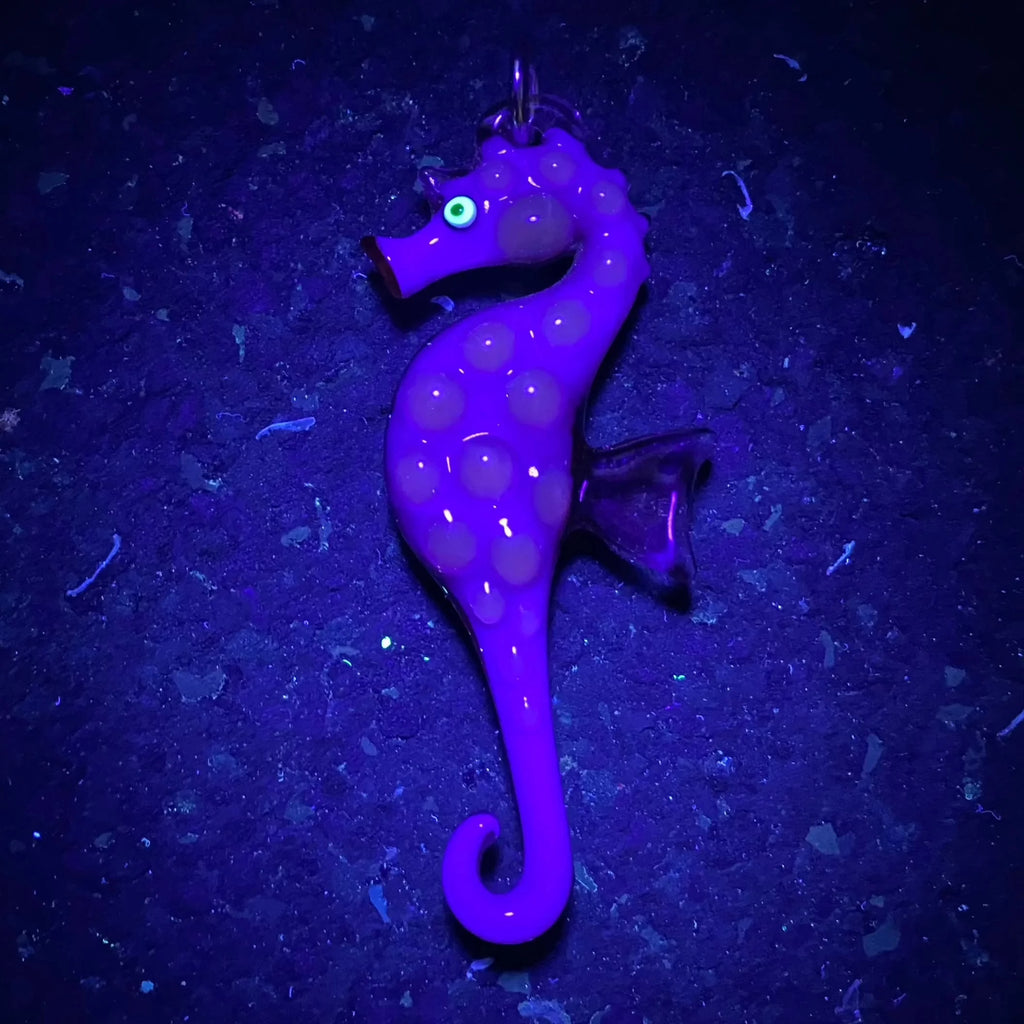 2022 Ornament Drop: Florin Glass - Pink Seahorse